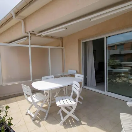アパート Bright Cocoon With Terrace And Sea View *
